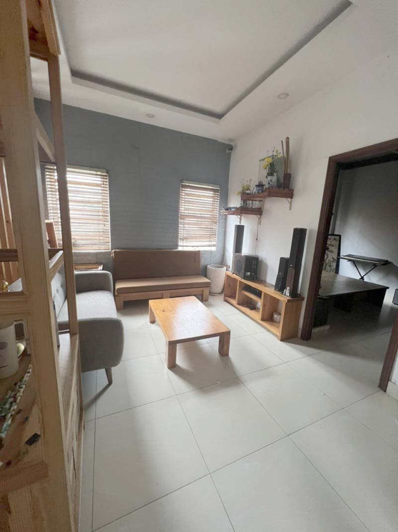Siêu Rẻ: Nhà 2 Tầng Hẻm Ô Tô Gần QL13– 97m², Xe Hơi Vào Nhà, Sổ Vuông, Giá Chỉ 5.9 Tỷ - Ảnh chính